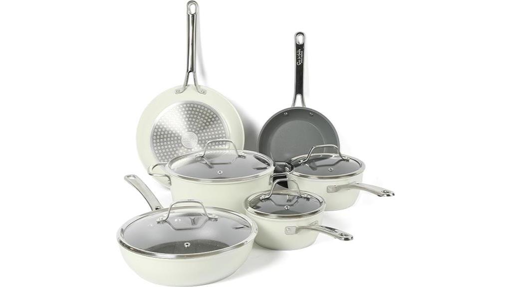 sur la table cookware set